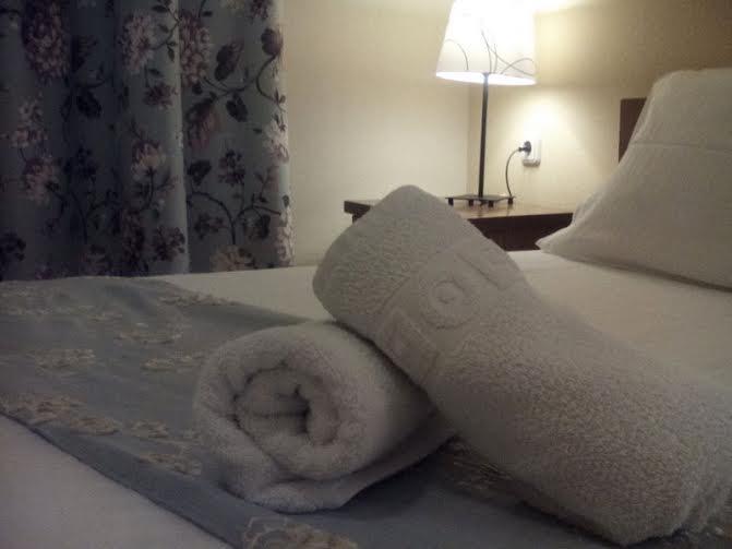 G. Kiapekou Aparthotel Лутра Едипсу Екстериор снимка